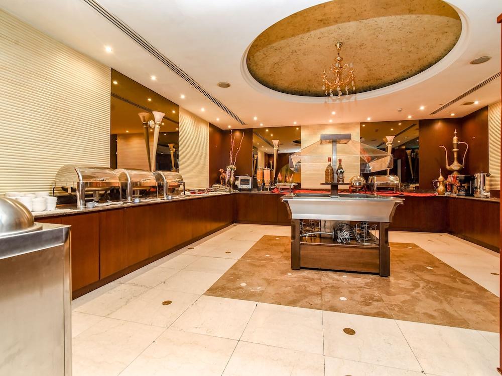 Landmark Summit Hotel Dubai Exterior photo